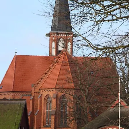 Achtern Hafen App 04 *