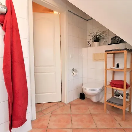 Achtern Hafen App 04 アパート *